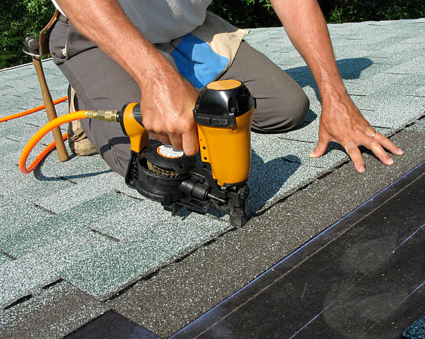 Roof Gutter Cleaning in Farmingdale, NJ